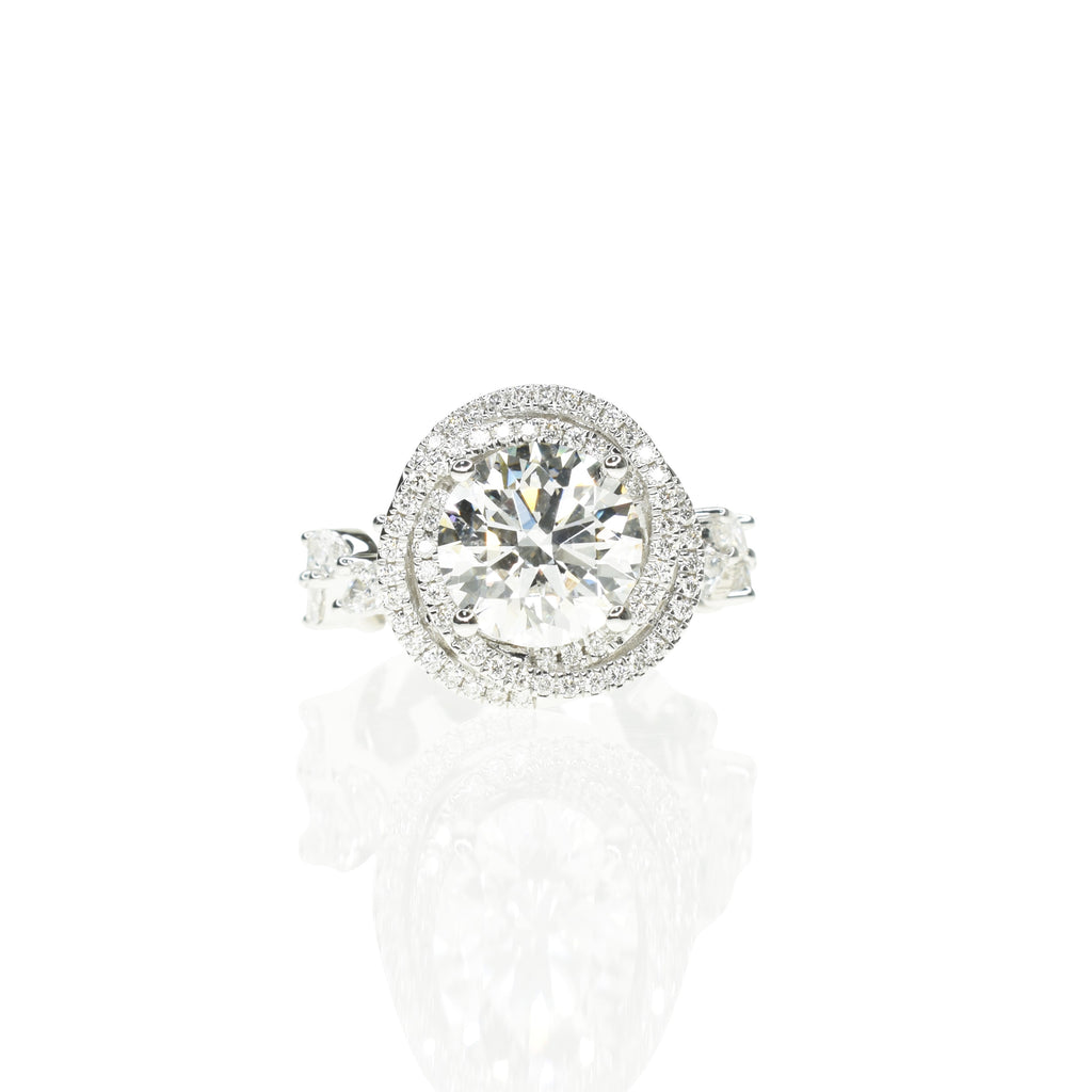 Twirling Halo Ring with Leaf Band