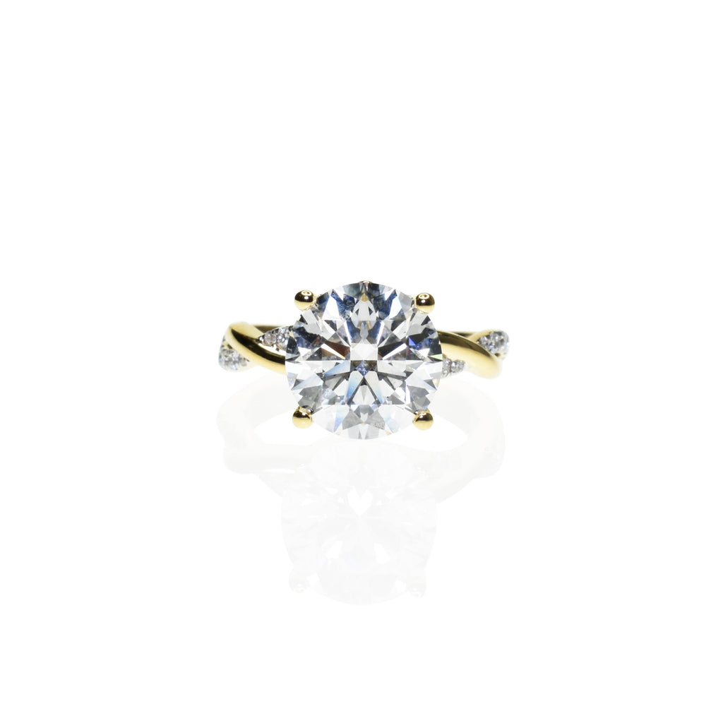 2.5ct Lab Grown Diamond Engagement Ring with Twisted Band