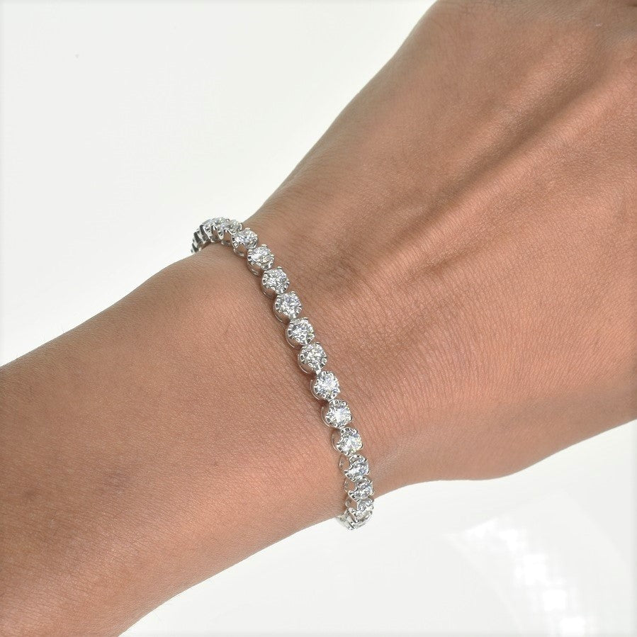 Embrace Tennis Bracelet with 3.4mm Lab Grown Diamonds