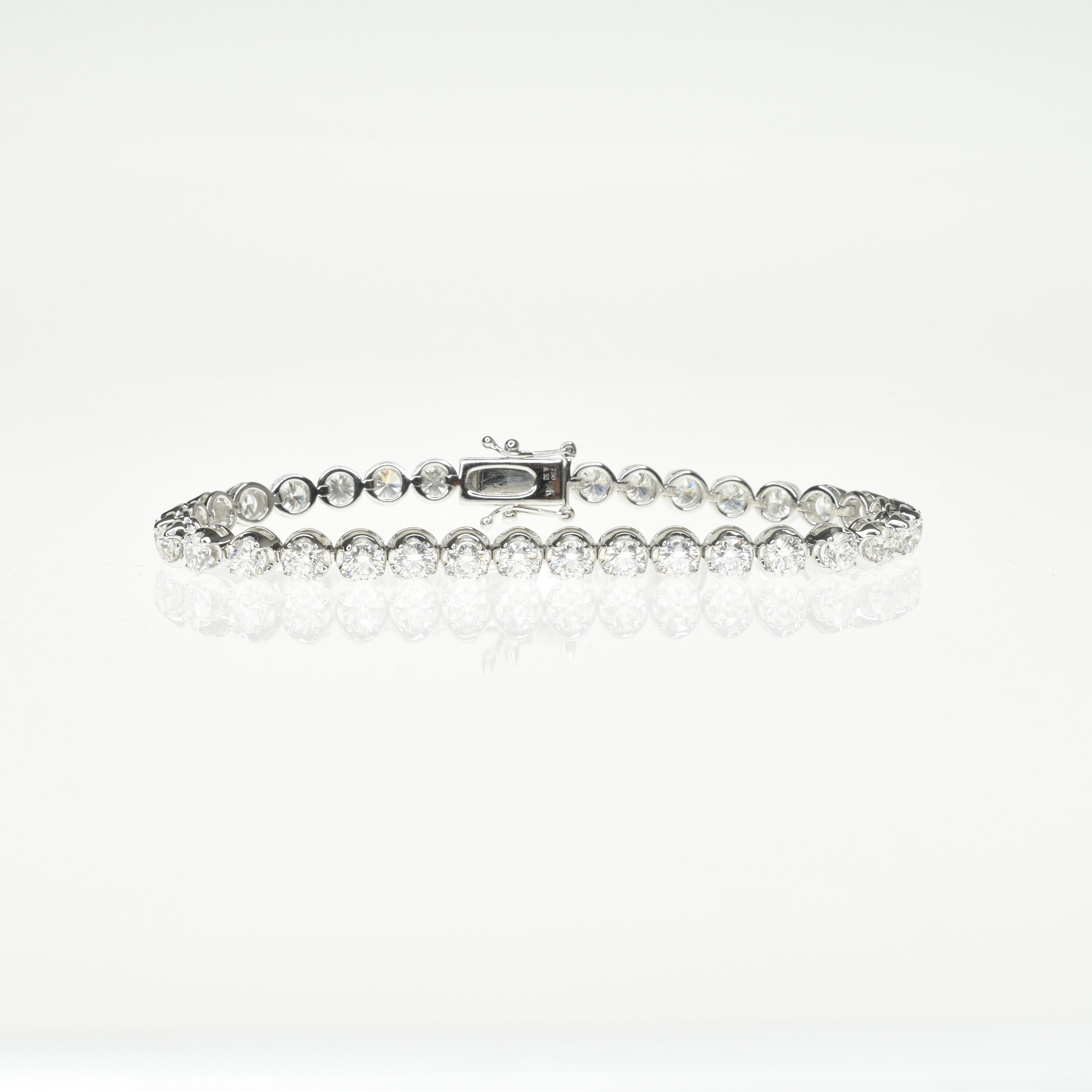 Embrace Bracelet with 3.6mm Diamonds