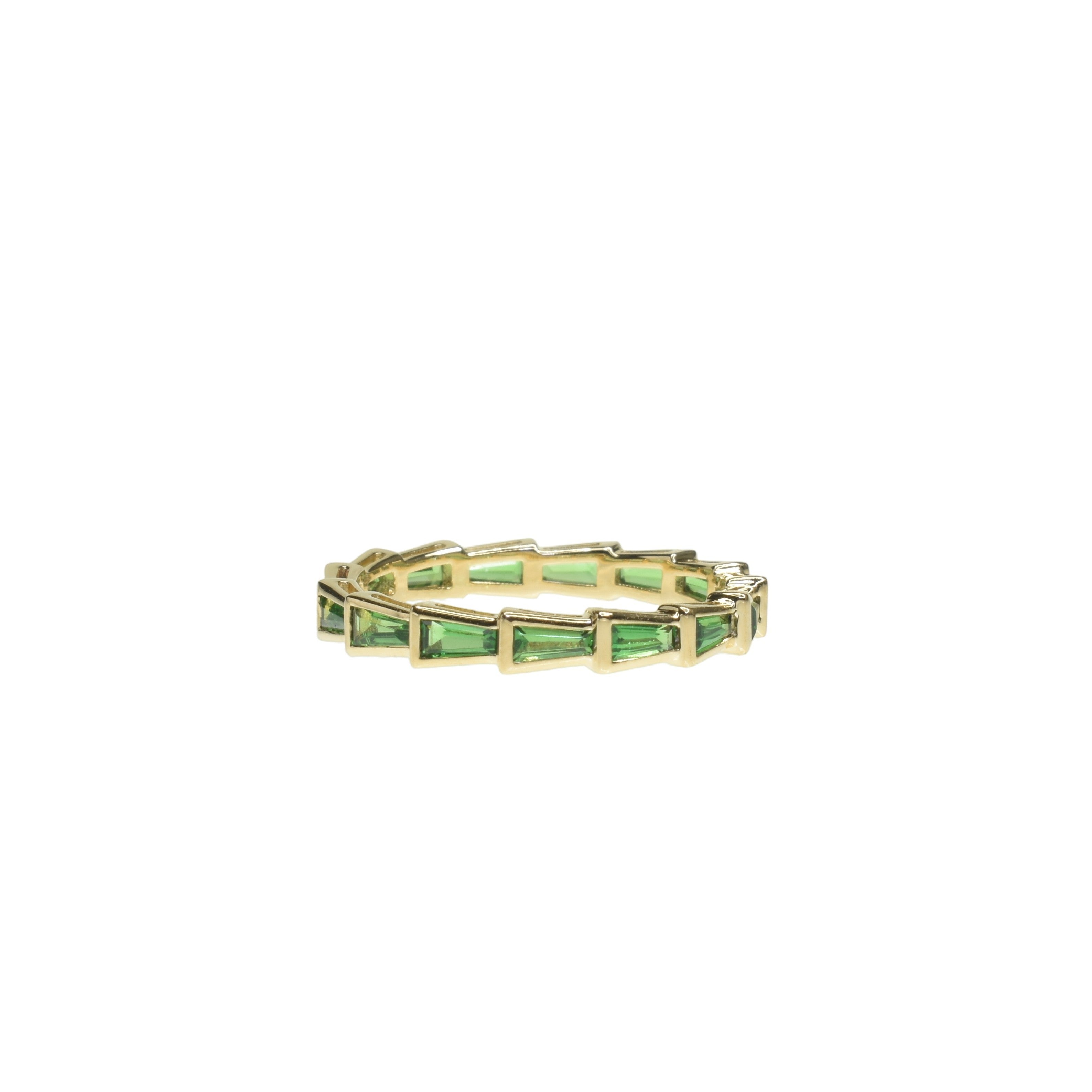 Tsavorite Taper Serpent Band