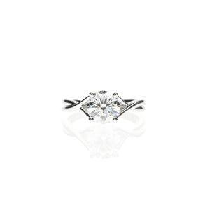 Unique Twisted Band Solitaire Ring
