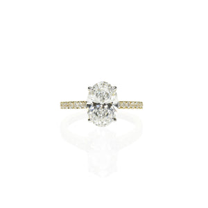 Oval diamond with Pave band