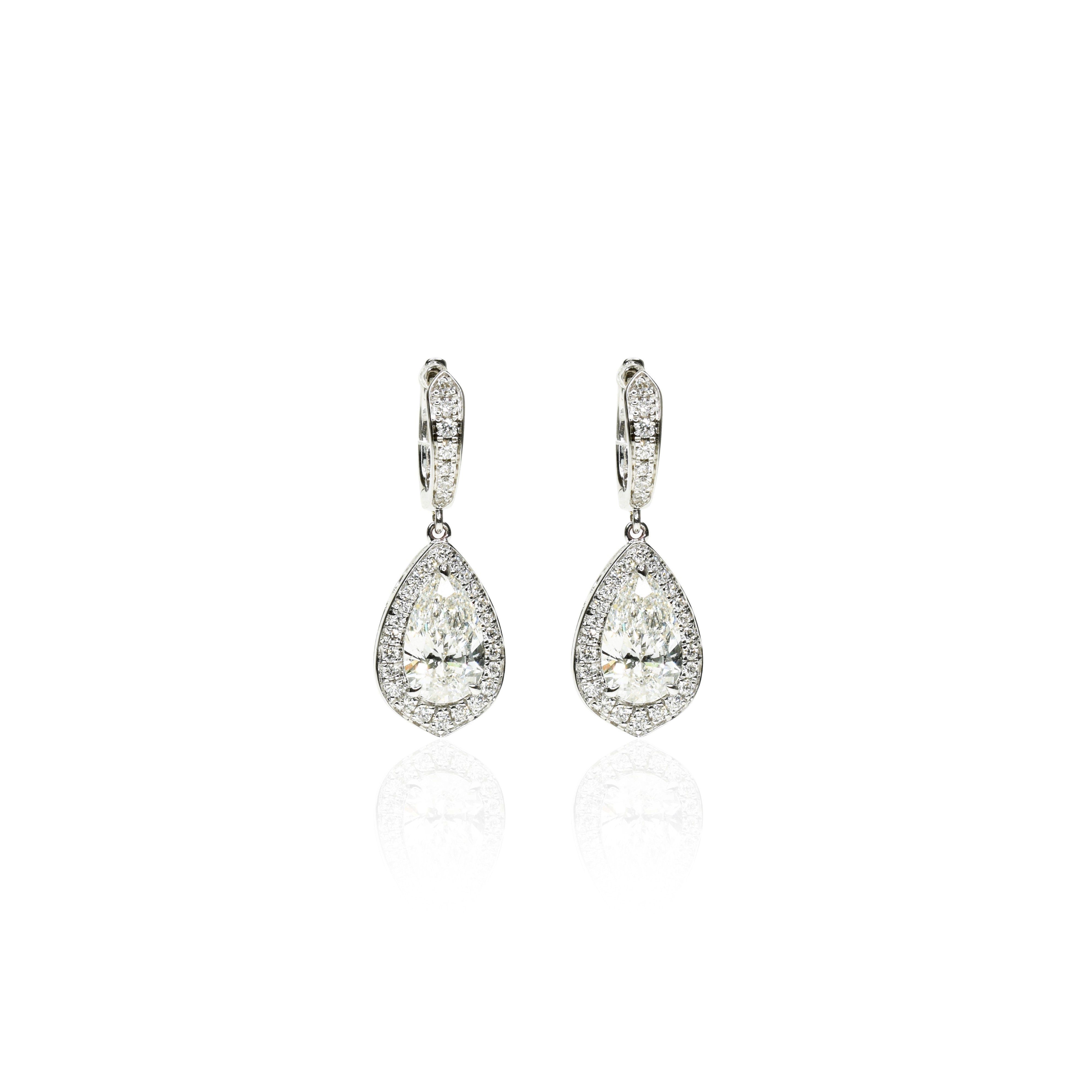 2.6ct Pear Shape Lab Grown Diamond Hanging Earrings