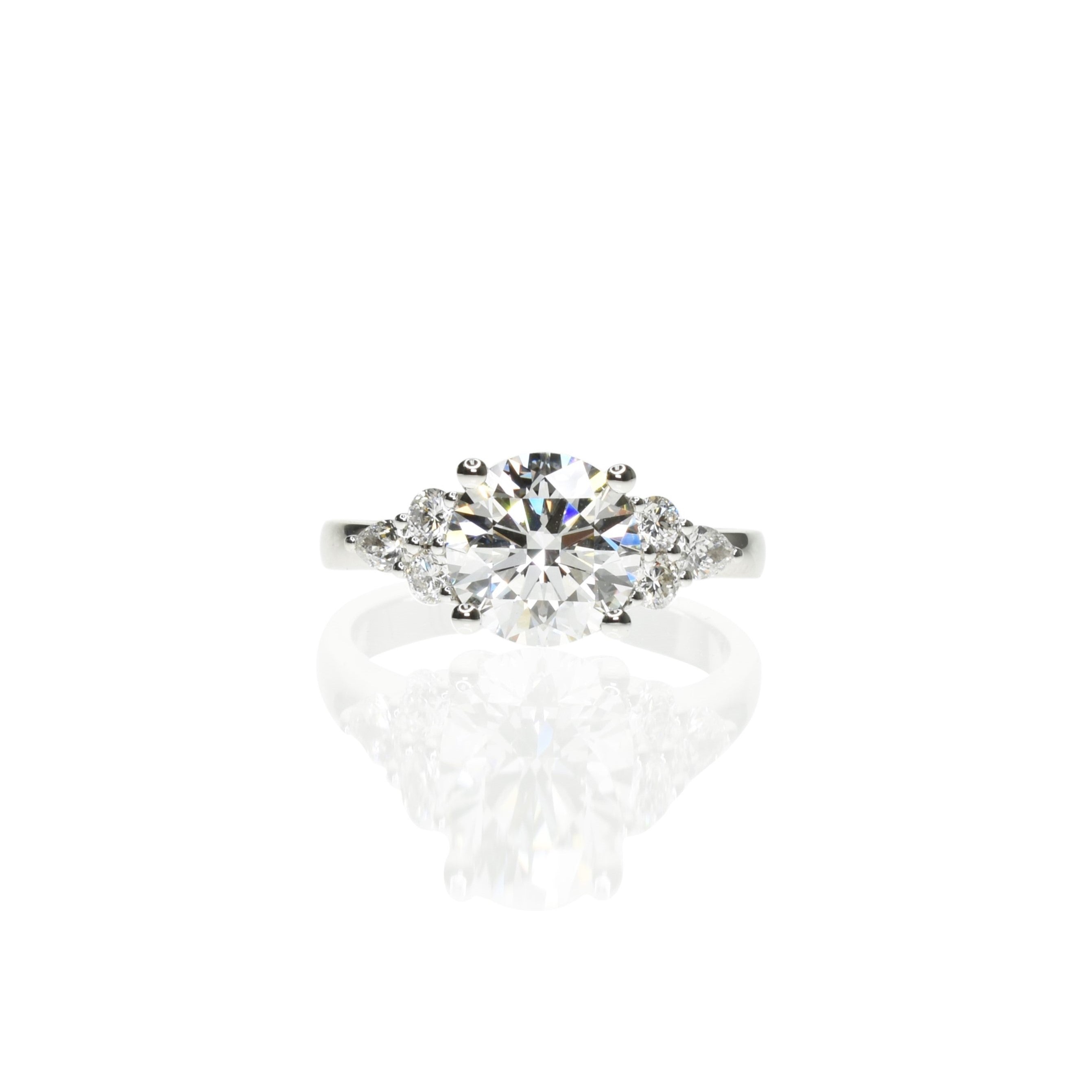 Round Lab Grown Diamond Engagement Ring