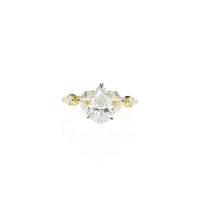 Art Deco Pear Shaped Diamond Engagment Ring