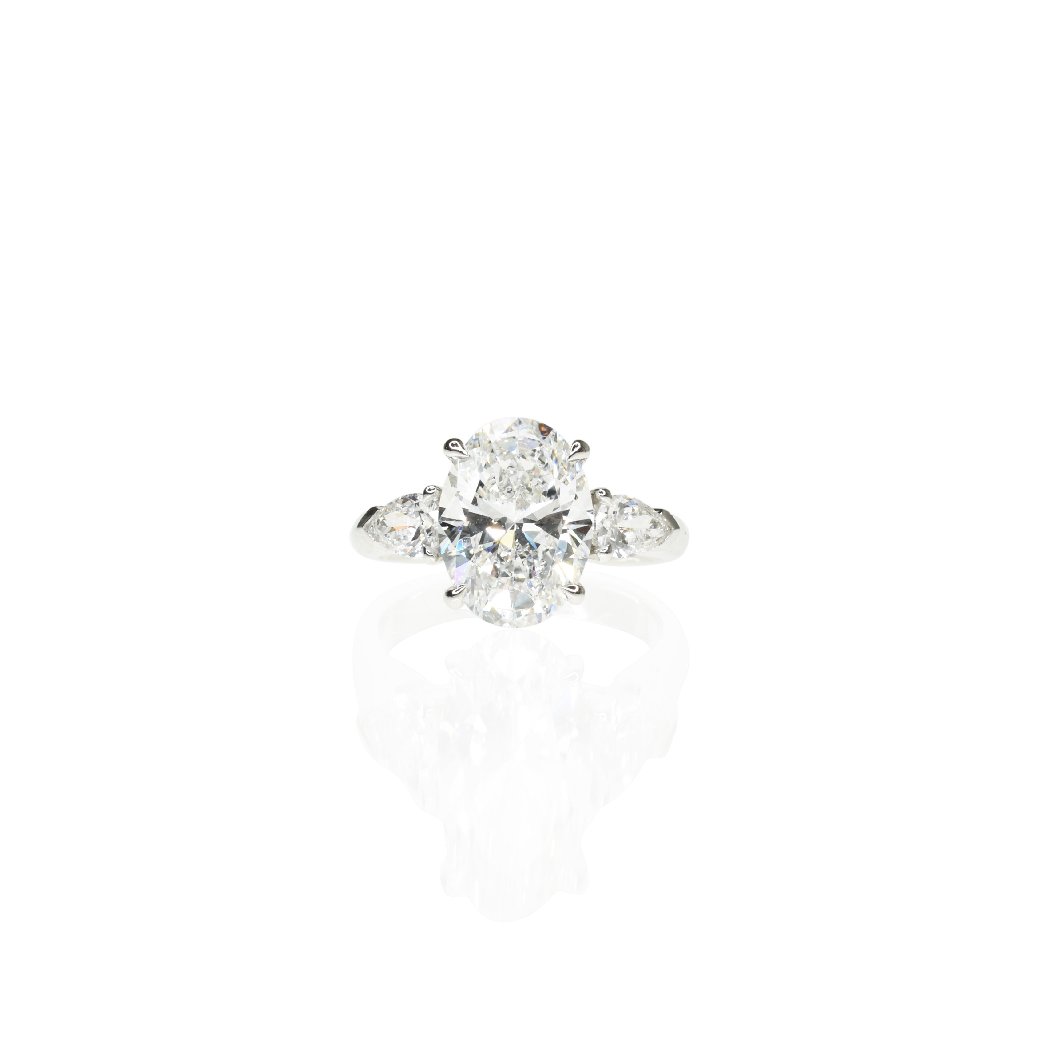 2.5ct Oval Shape Lab Grown Diamond Trilogy Ring with Pear