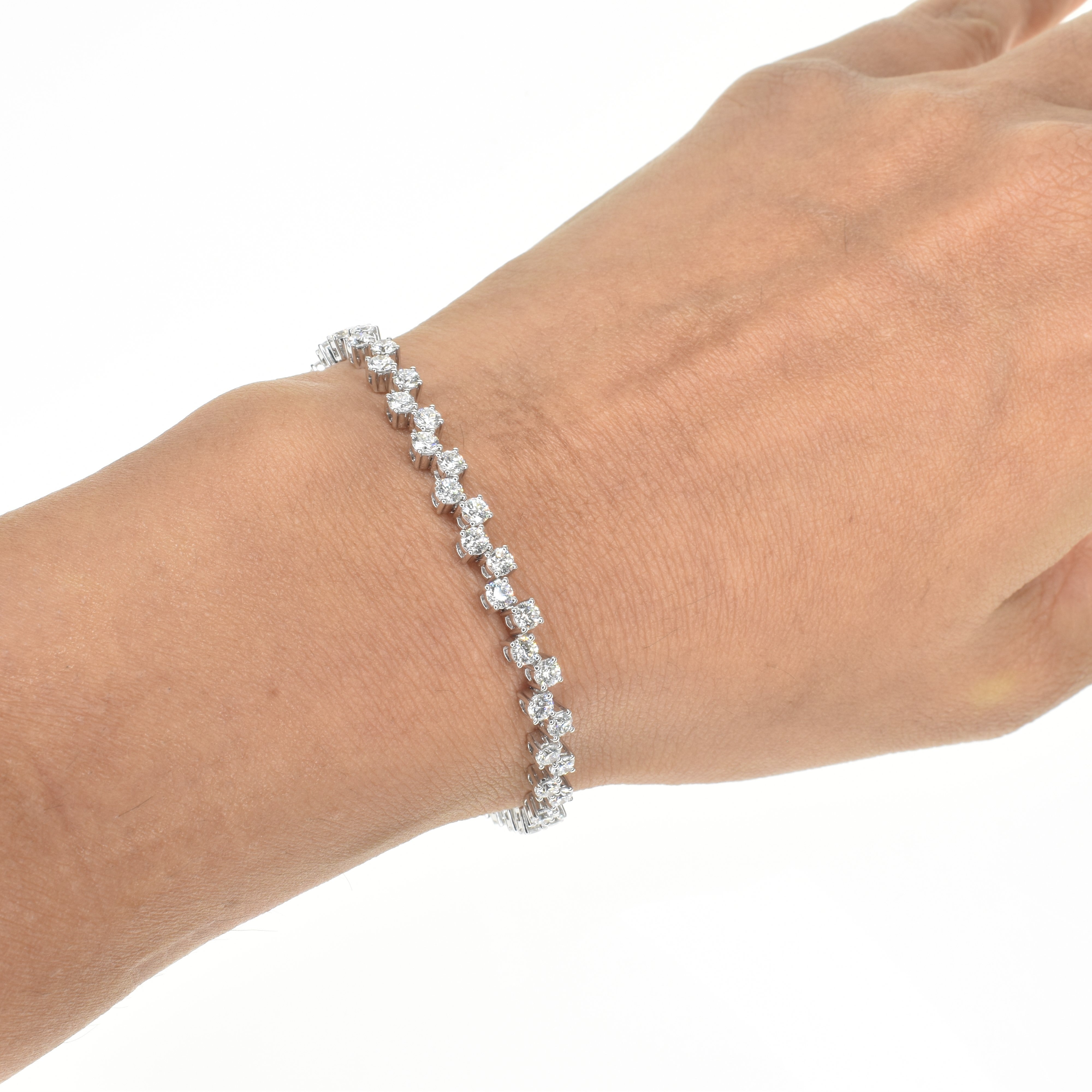 Zig Zag Diamonds Bracelet