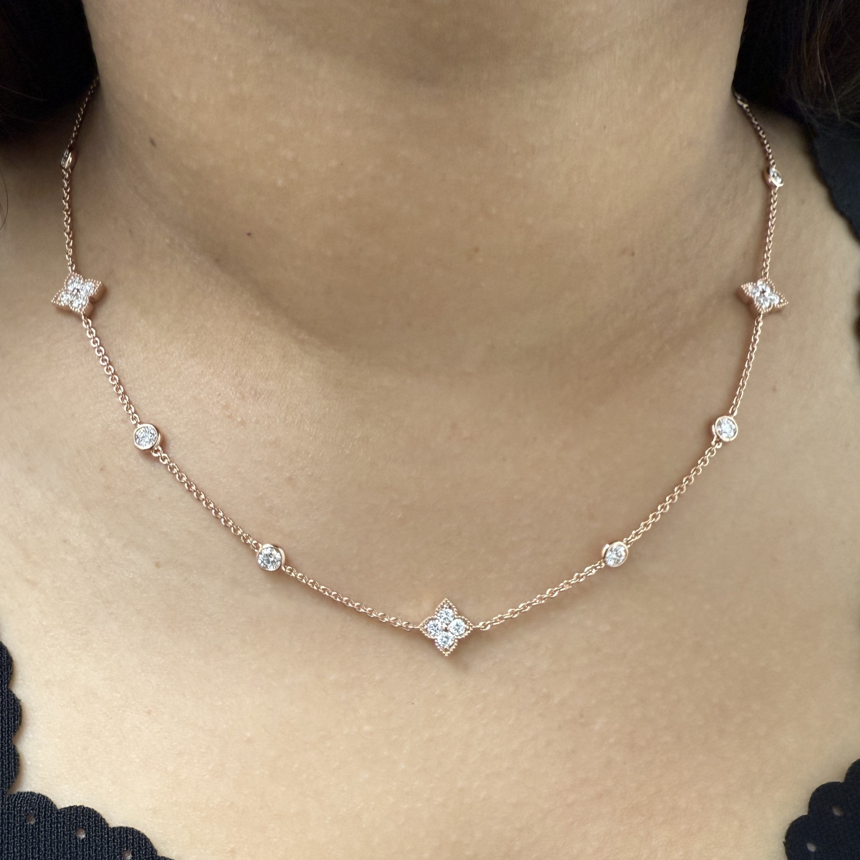 Diamonds Clovers Chain Necklace Short