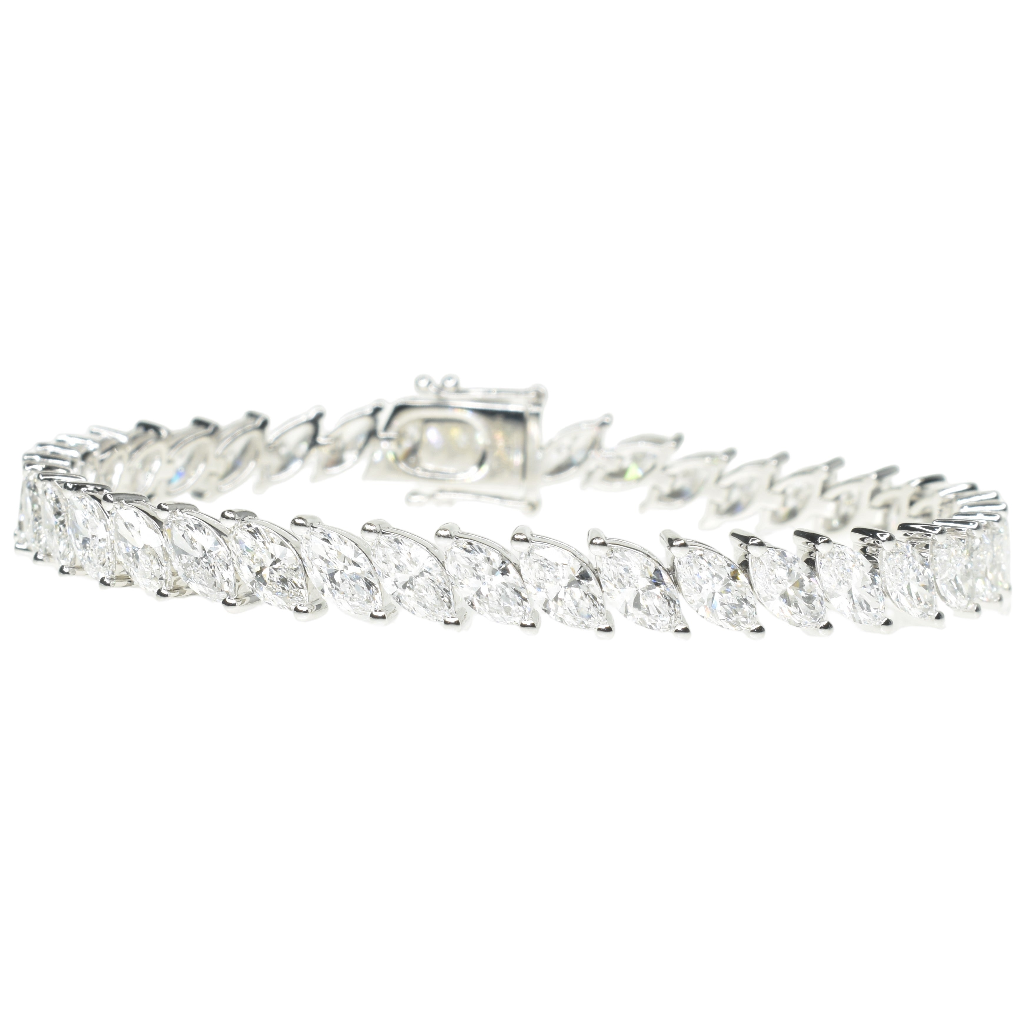 Lab Grown Diamond Bracelet with 0.26ct Marquise Shape Diamonds