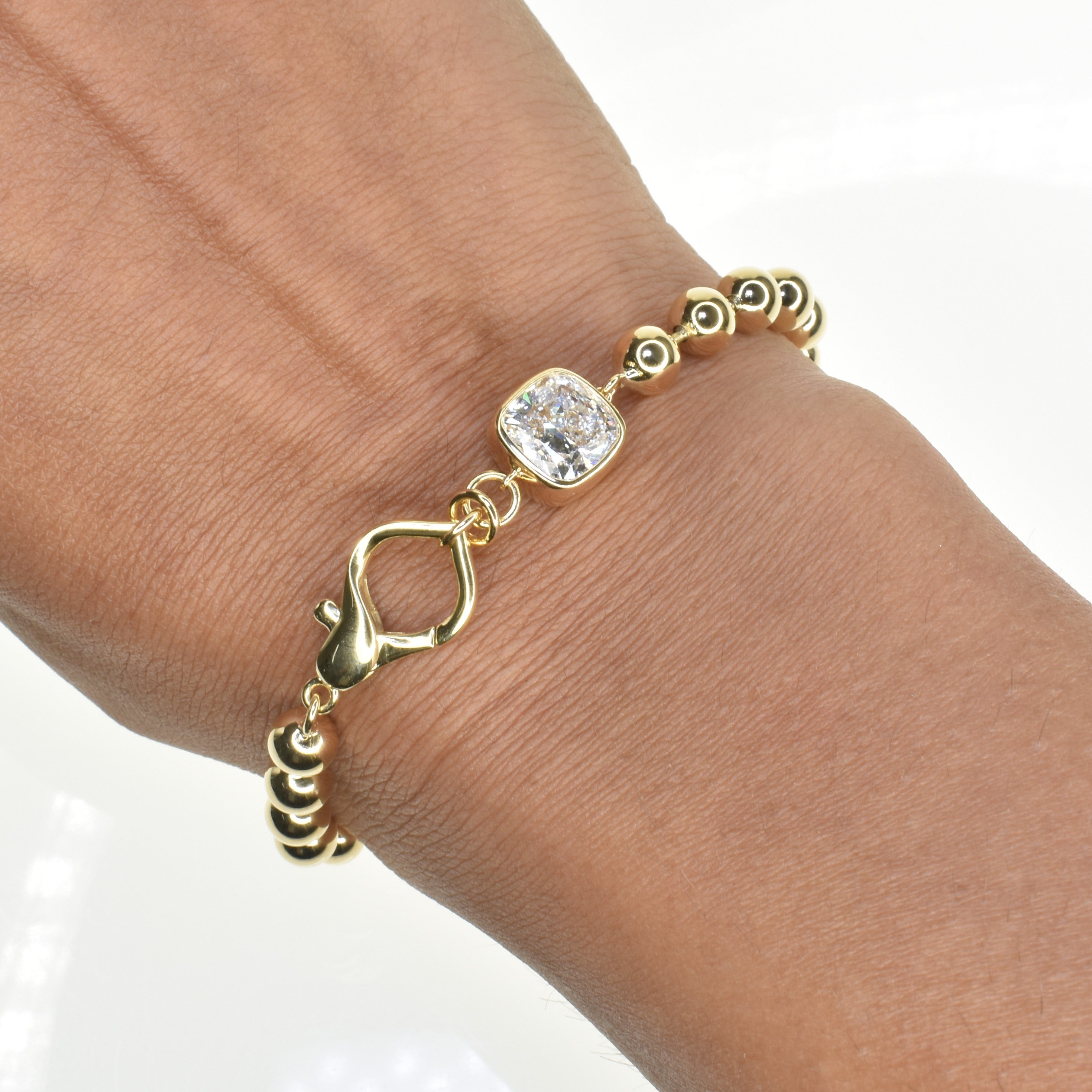 Lab Grown Diamond Cushion Cut 2ct Gold Bead Bracelet