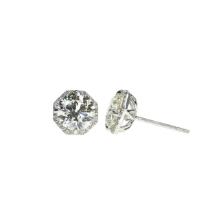 Round Diamond studs with Hexagonal halo