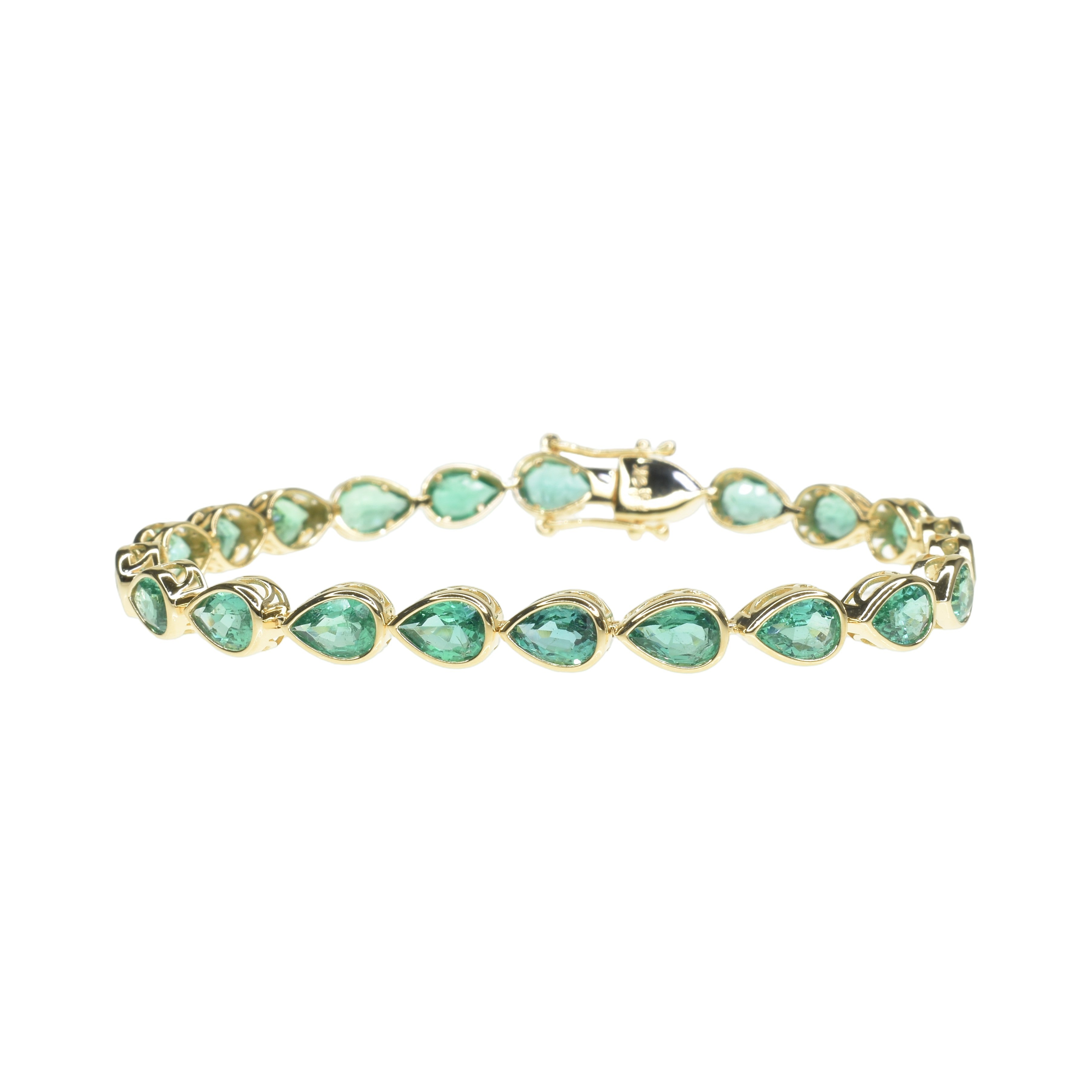 Pear Shaped Emerald Tennis Bracelet
