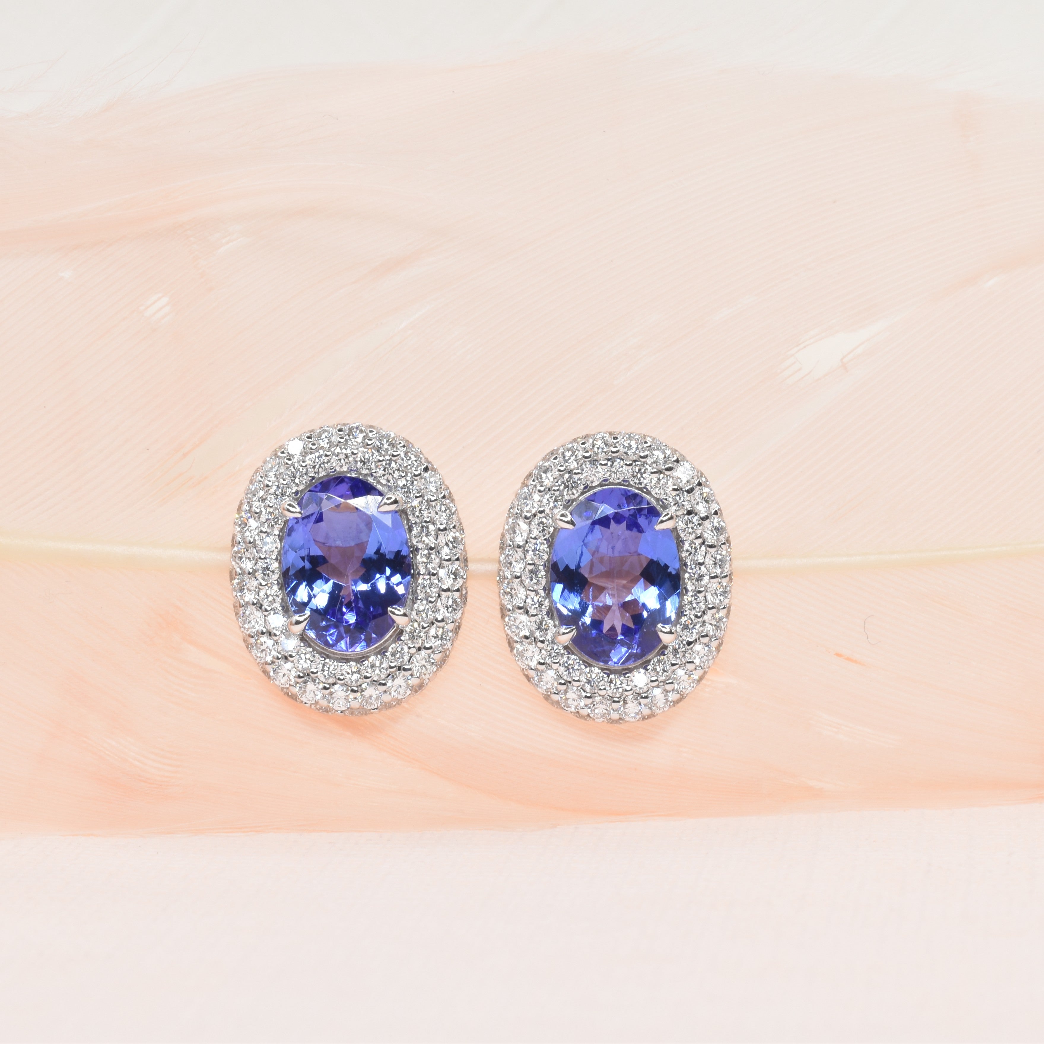Oval Tanzanite Bubble Earrings