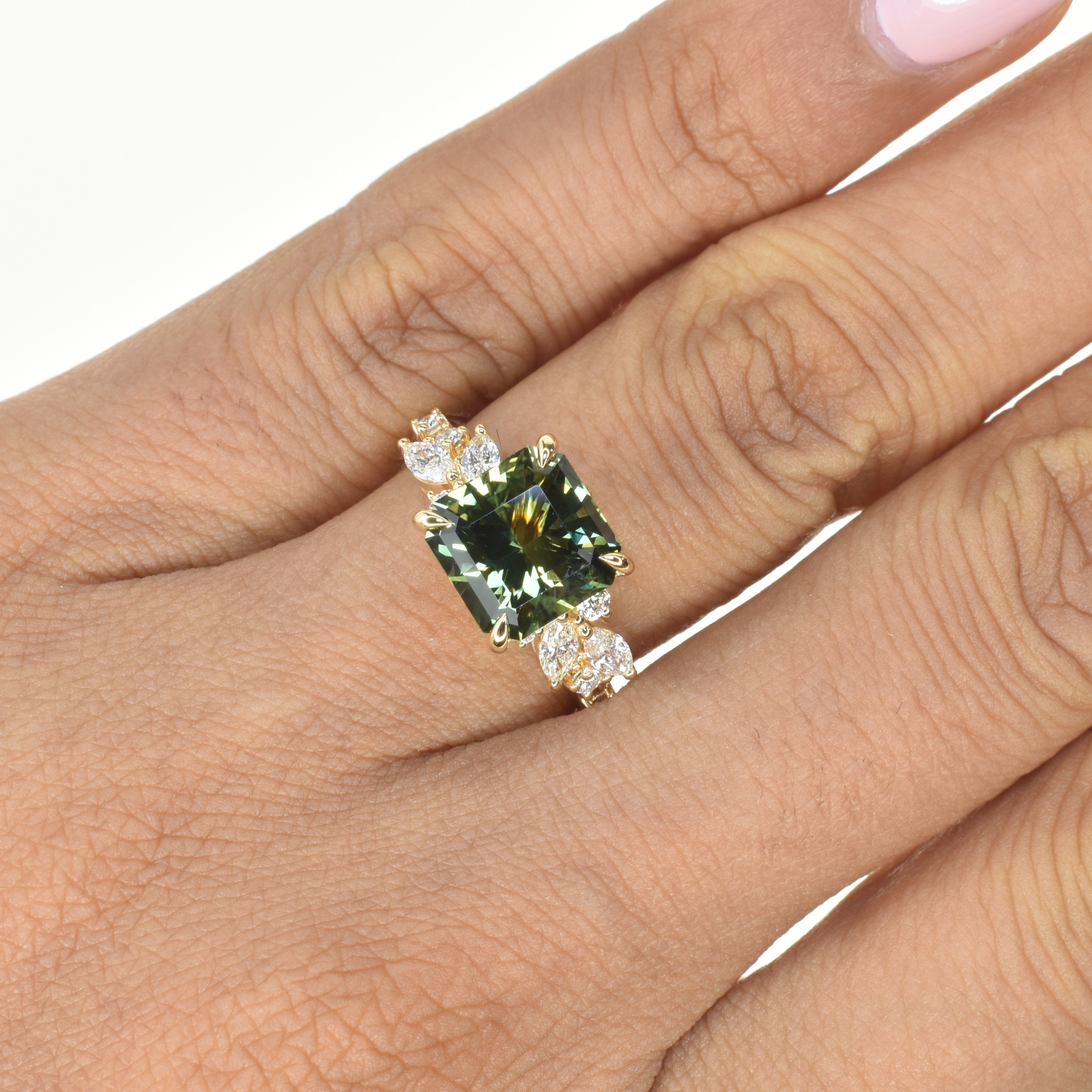 Square Parti Sapphire in an Asymmetric Setting