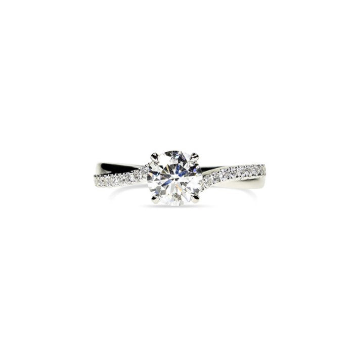 Round Diamond with Twisted Band