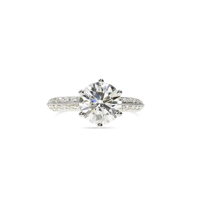 Round Diamond Ring with Knife Edge Pavé Diamond Band