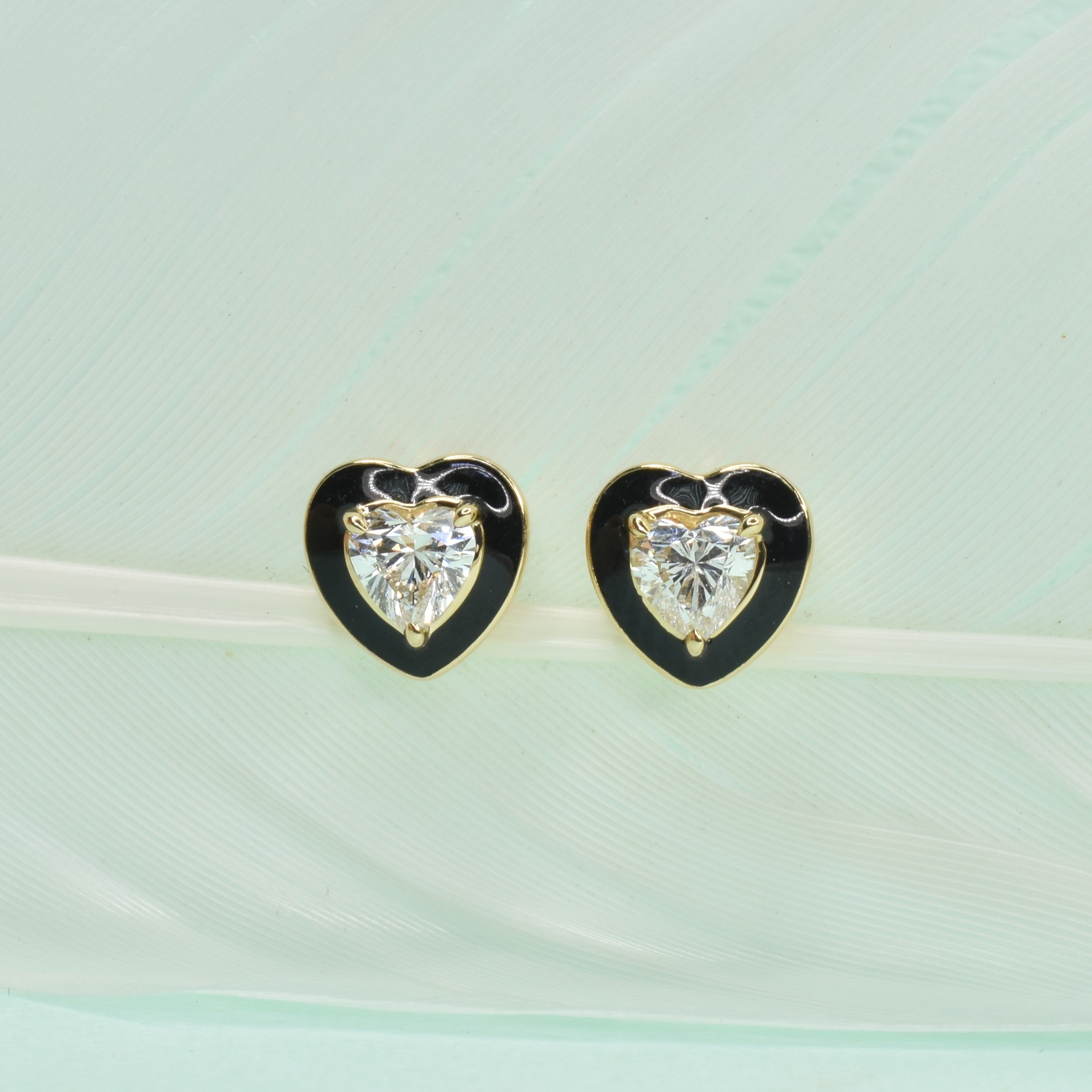 Heart Solitaire earrings with Black Enamel