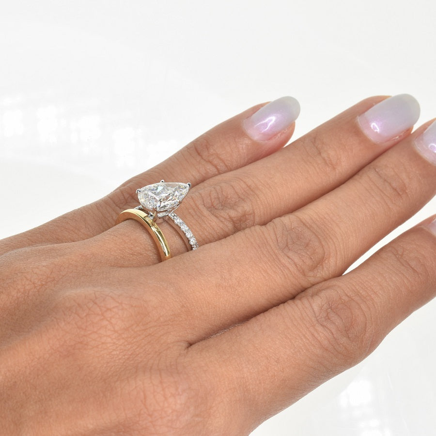 Pear Shaped Ring with a Split Band