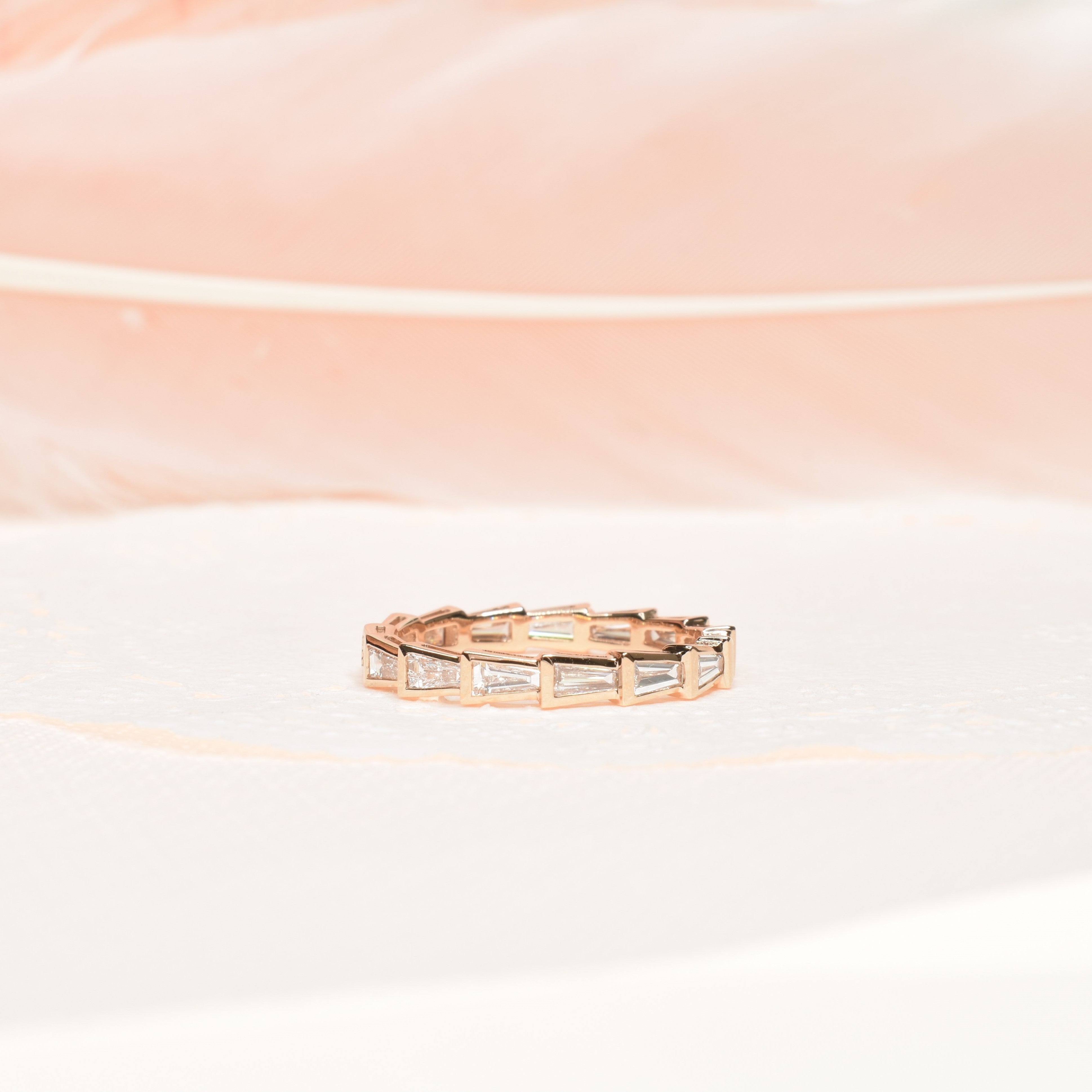 Large Taper Serpent Band