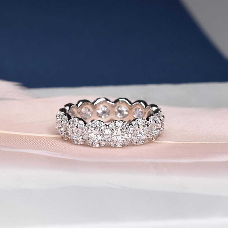 Round Diamond Halo Band