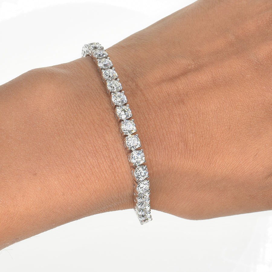 Classic Tennis Bracelet with 4.5mm Lab Grown Diamonds