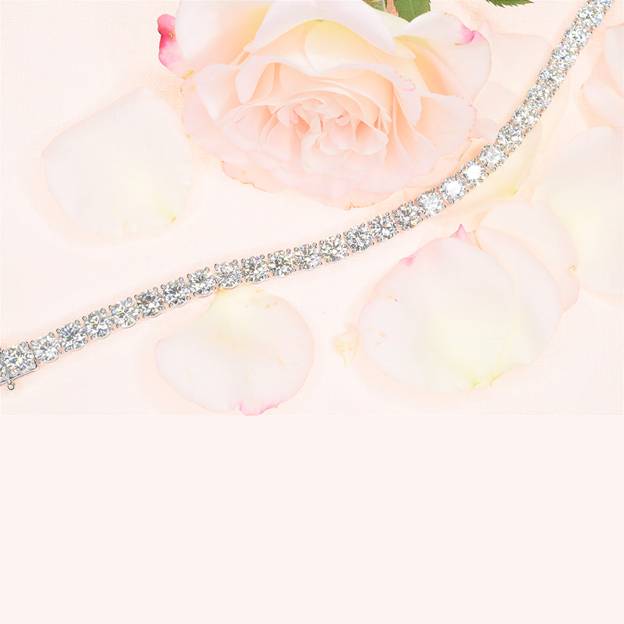 Classic Tennis Bracelet with 5mm diamonds