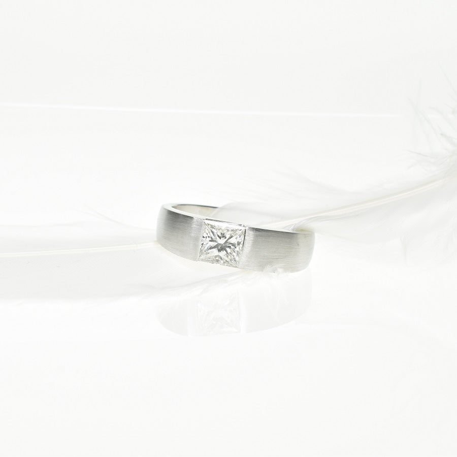 Men's Band with diamond
