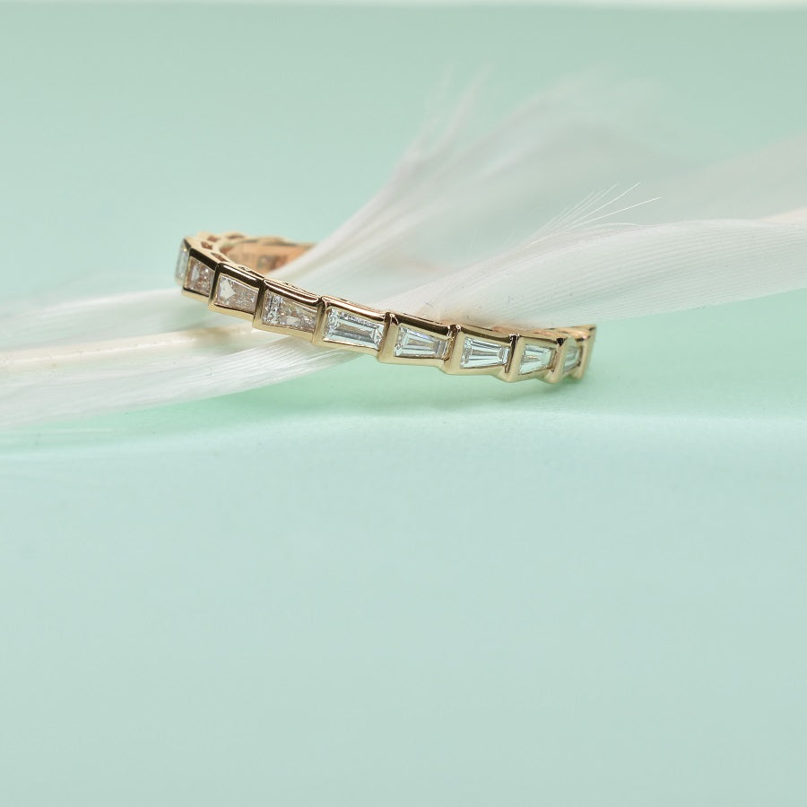 Small Tapered Serpent Band